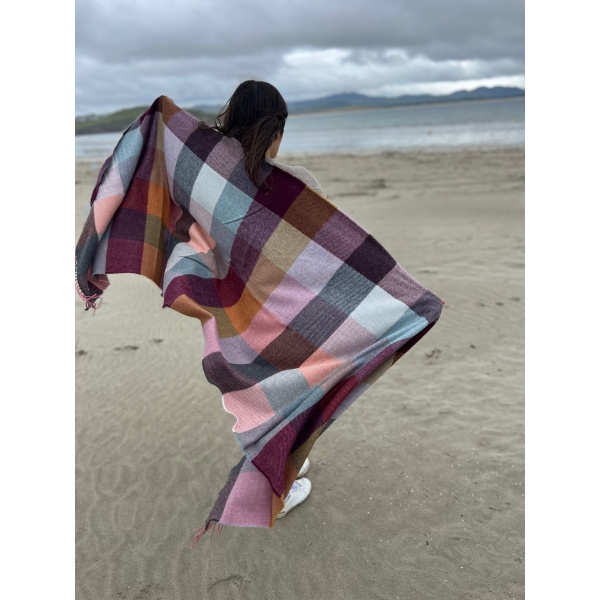McNutt of Donegal – Pashmina – Rose Dust  - Afbeelding 2