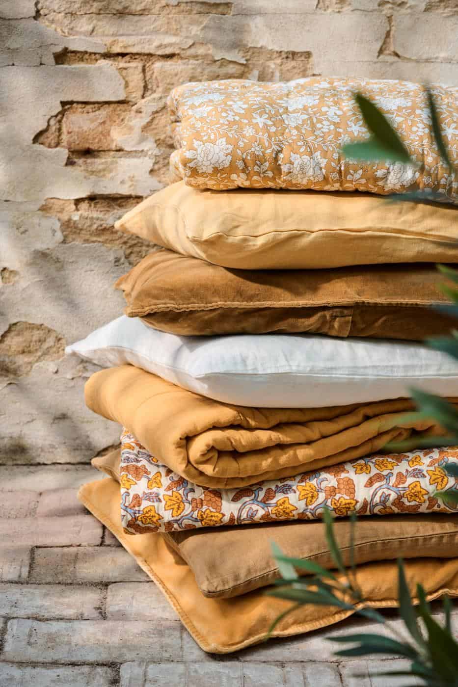 IB Laursen – Cushion cover Harvest yellow – 60x40 cm - Afbeelding 2