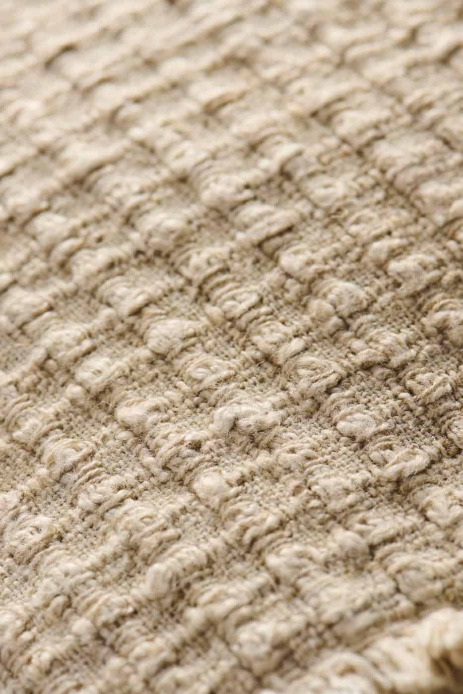 IB Laursen - Cushion cover coarsely woven in checkered pattern, 4 sides w/fringes, 35 x 80 cm - Afbeelding 2